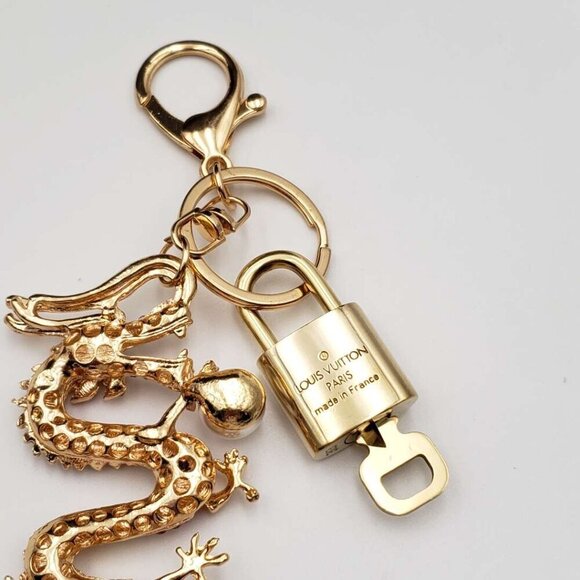 100% Auth Louis Vuitton Lock & Key with unbranded Bagcharm, Keycharm, Keychain - Picture 4 of 7
